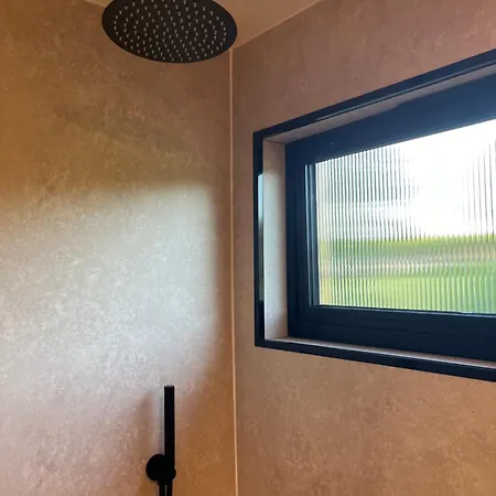 Unbox At Poplar Tree Villa Durham Exterior photo